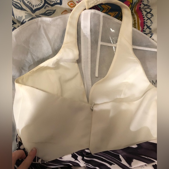 Halston Heritage black and white abstract halter dress (Marilyn Monroe vibe) - Picture 7 of 8